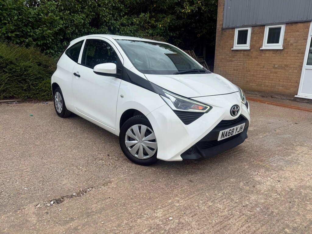 Toyota Aygo 1.0 Vvt-i X Euro 6 White