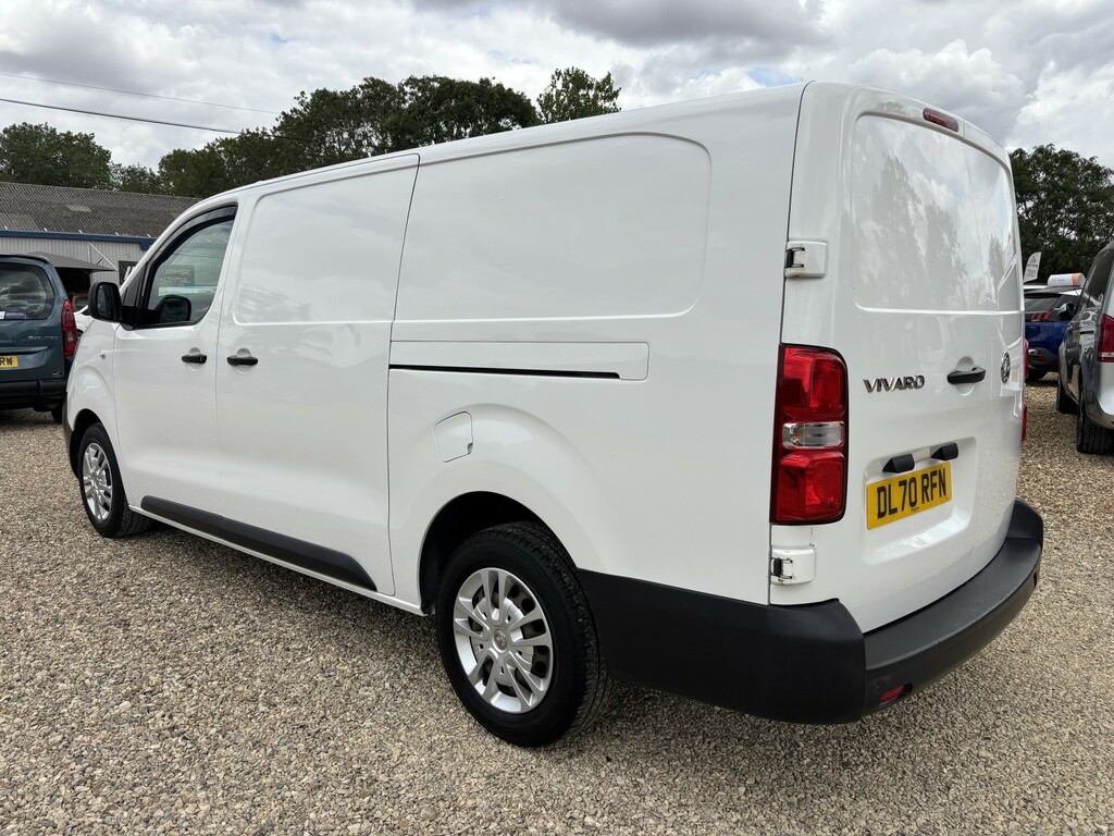 Vauxhall Vivaro 1.5 Turbo D 2900 Dynamic White #5
