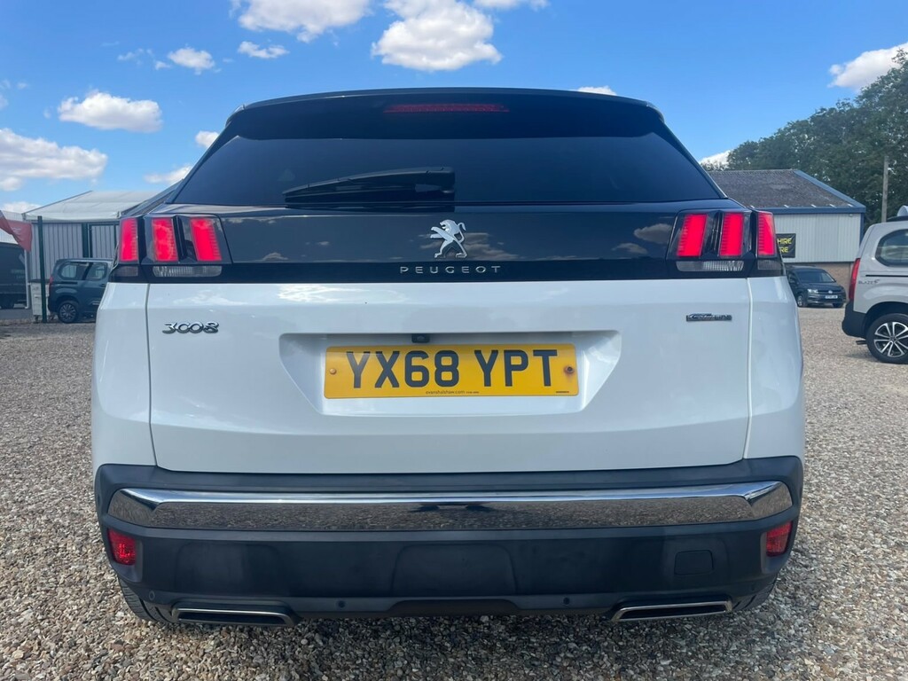 Peugeot 3008 1.2 Puretech Gt Line White #5