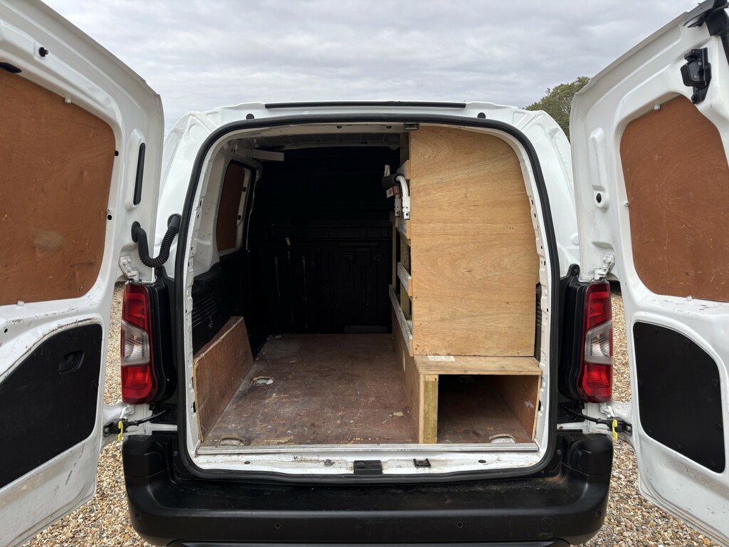 Citroen Berlingo 1.5 Bluehdi 1000Kg Enterprise Pro 100Ps 6 Speed Grey #7