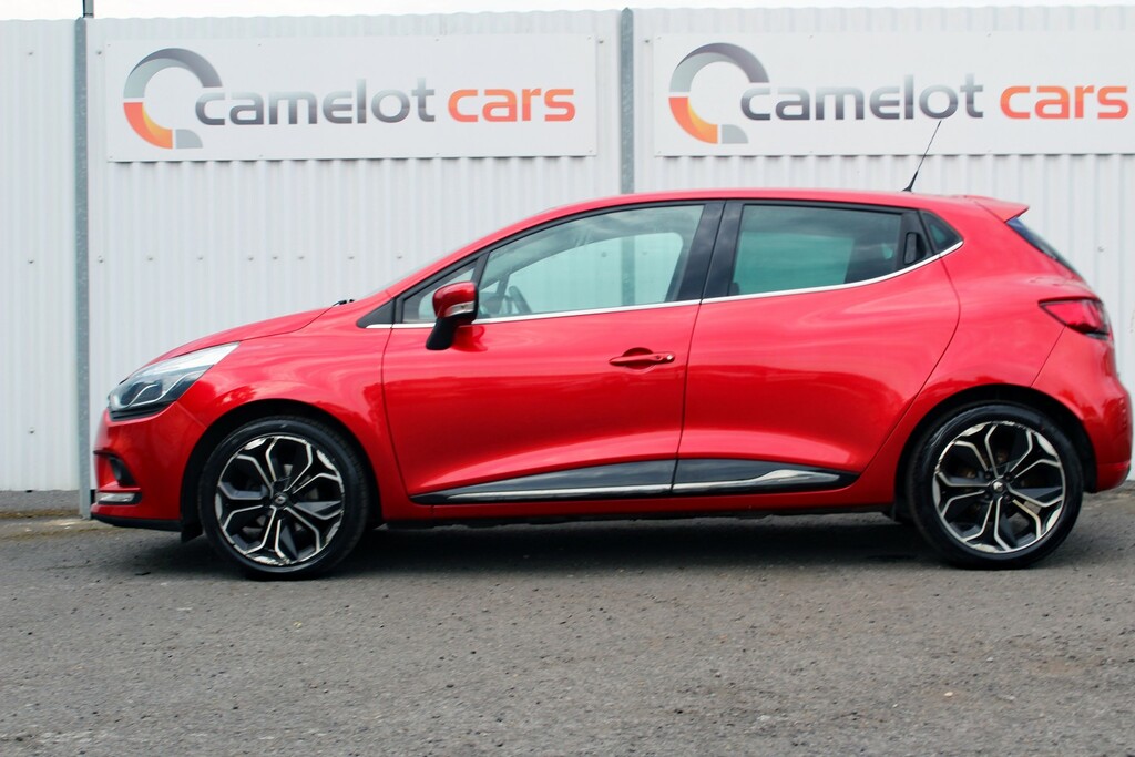 Renault Clio 0.9 Iconic Tce 90 My18 Red #4