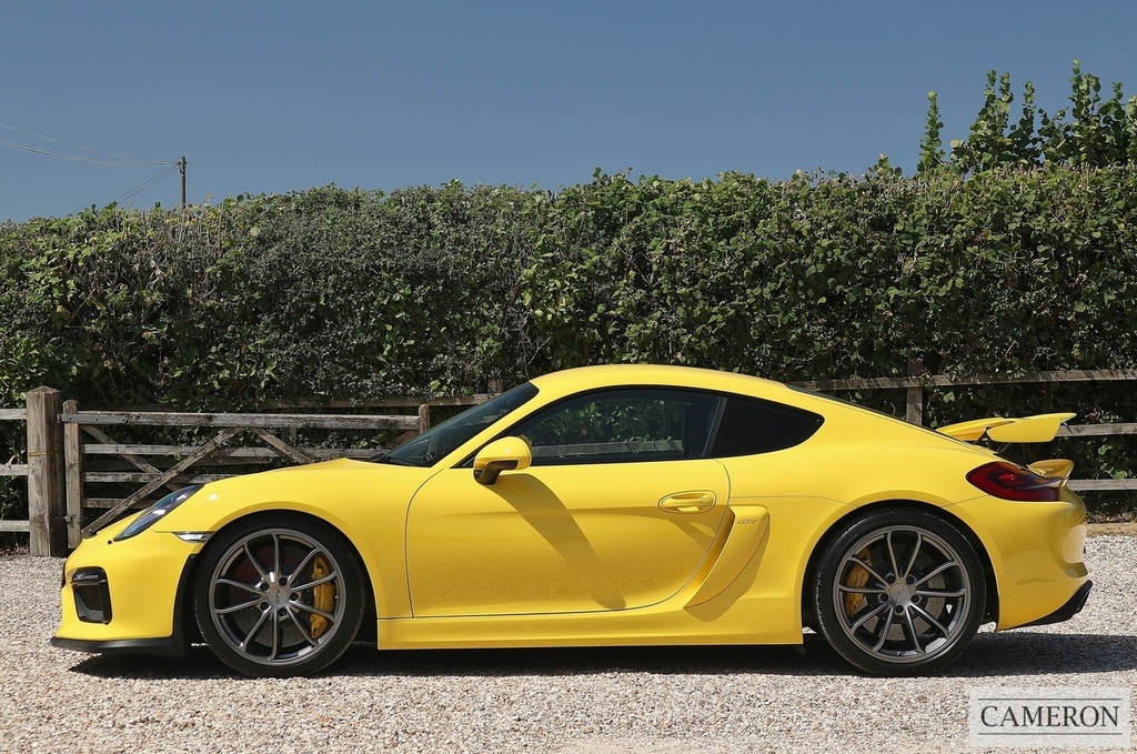 Porsche Cayman 981 Gt4 Yellow