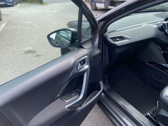 Peugeot 2008 Allure Grey #14