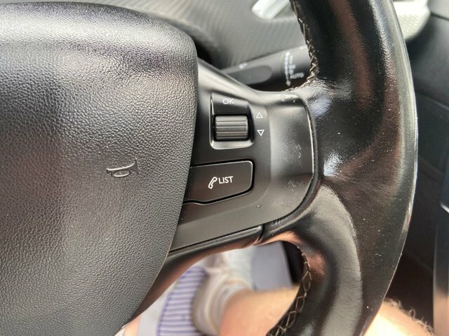 Peugeot 2008 Allure Grey #21