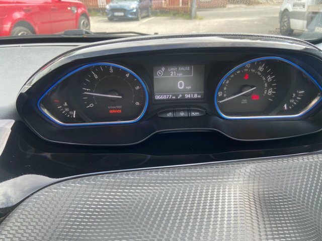 Peugeot 2008 Allure Grey #22