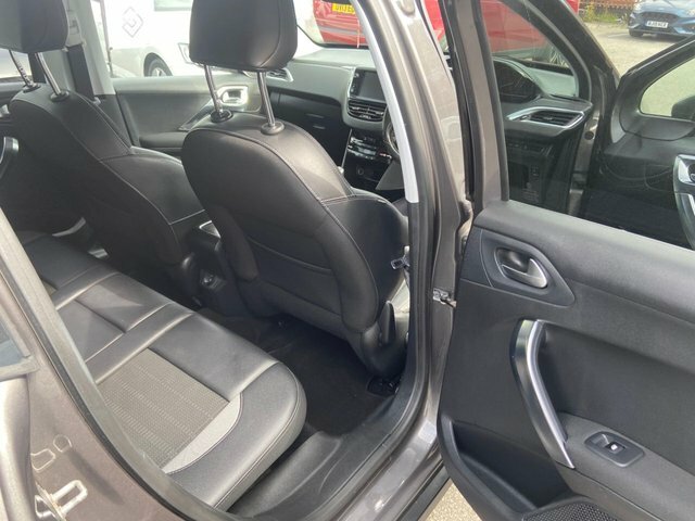 Peugeot 2008 Allure Grey #17