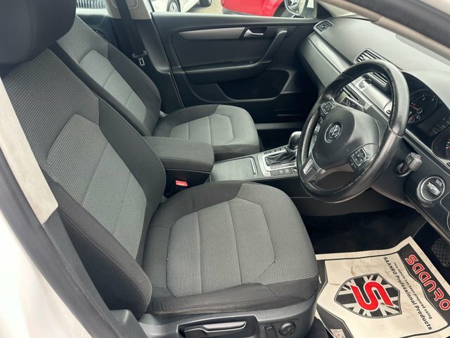 Volkswagen Passat Sold New By Us, Serviced Every Year Estate 2.0 T Brown #9