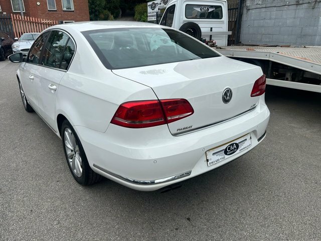 Volkswagen Passat 2.0 Tdi Bluemotion Tech Highline Saloon White #5