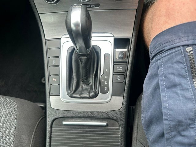 Volkswagen Passat Sold New By Us, Serviced Every Year Estate 2.0 T Brown #21