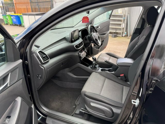 Hyundai Tucson 1.6 Gdi Se Nav 2Wd Black #12