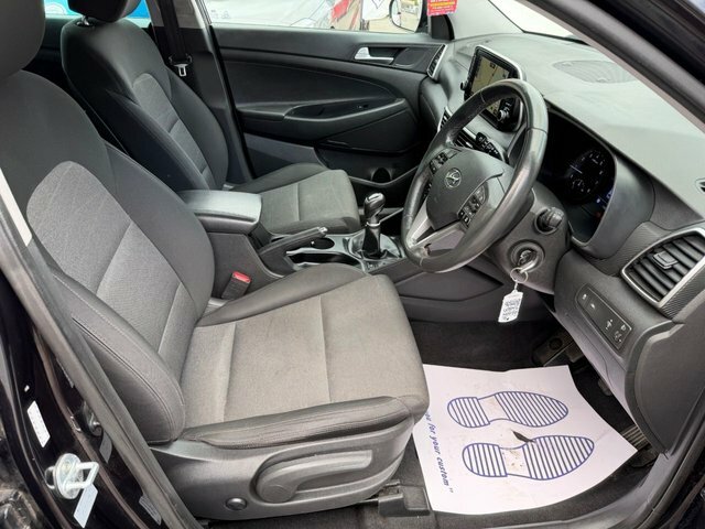 Hyundai Tucson 1.6 Gdi Se Nav 2Wd Black #9