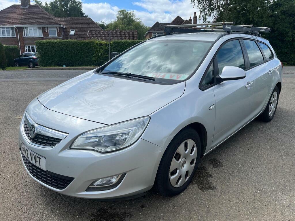 Vauxhall Astra 2012 1.6 16V Sri Hatchback Euro Silver #3