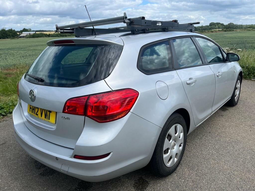 Vauxhall Astra 2012 1.6 16V Sri Hatchback Euro Silver #6