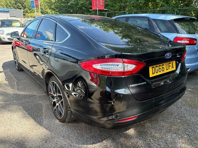 Ford Mondeo 2.0 Tdci Titanium Hatchback Euro Black #4