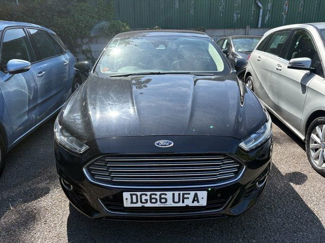 Ford Mondeo 2.0 Tdci Titanium Hatchback Euro Black #2