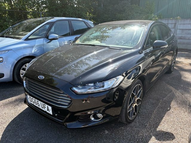 Ford Mondeo 2.0 Tdci Titanium Hatchback Euro Black #3