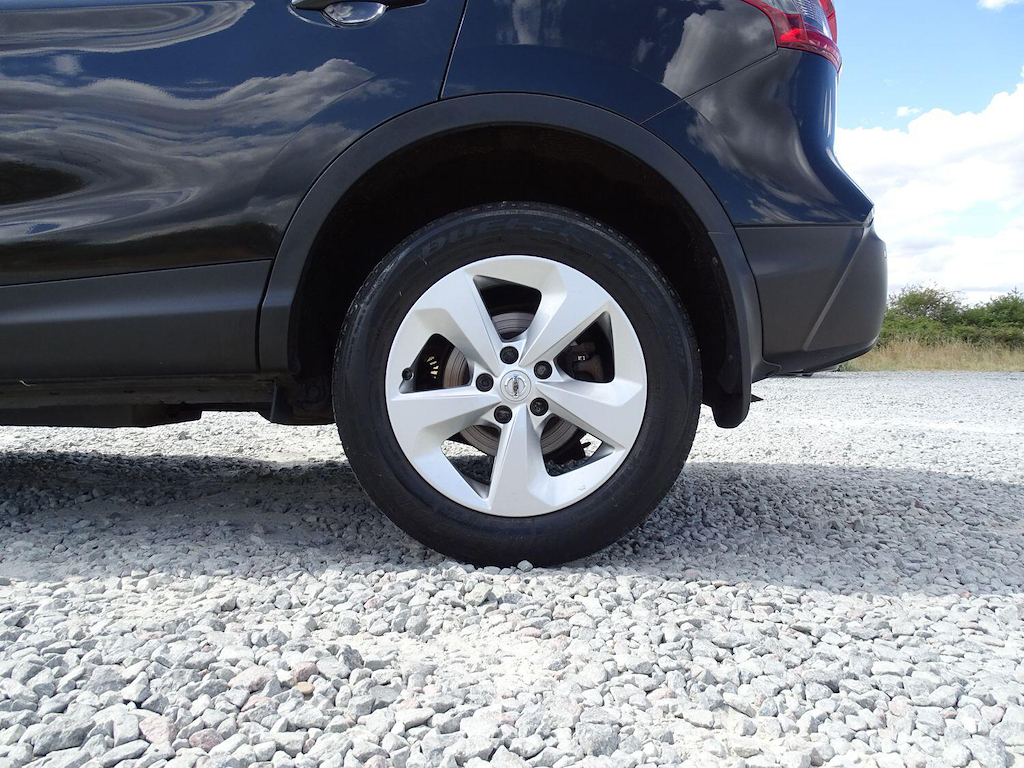 Nissan Qashqai Hatchback #10
