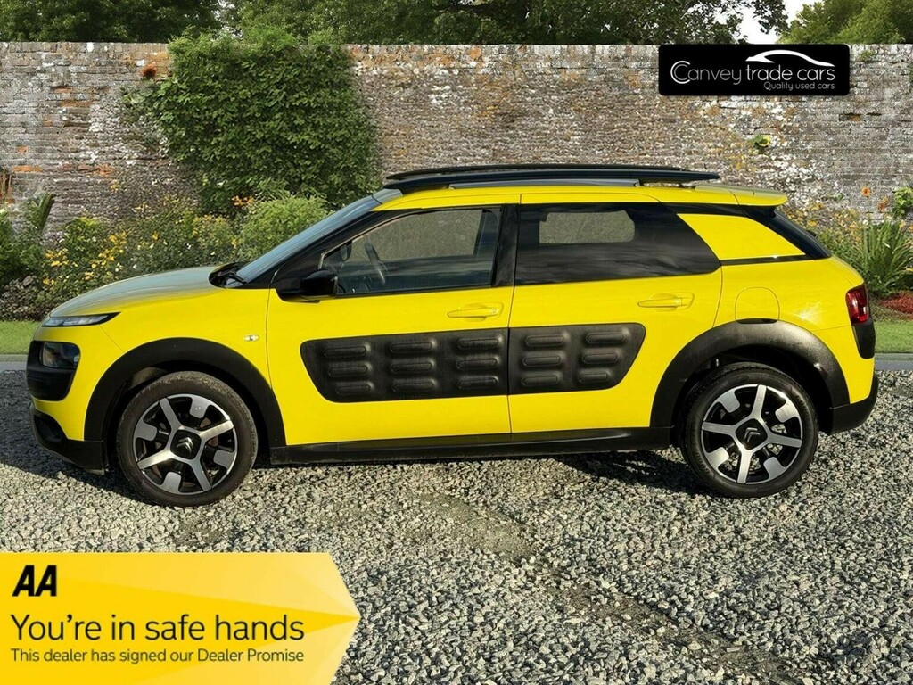 Citroen C4 Cactus Hatchback 1.2 Puretech Flair Etg5 Euro 6 Ss EK65ZKD Yellow #3