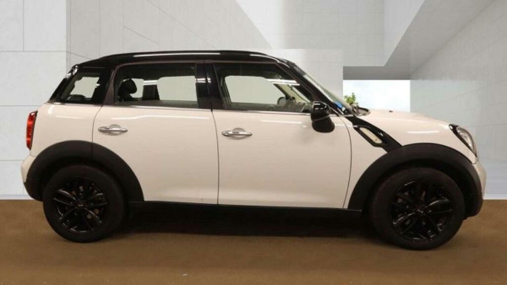 Mini Countryman 1.6 Cooper Euro 6 White #6