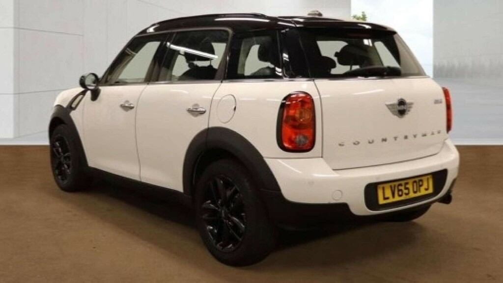 Mini Countryman 1.6 Cooper Euro 6 White #2