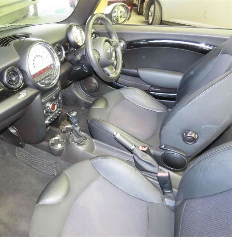 Mini Convertible Convertible 2.0 Cooper D Euro 5 201261 White #2