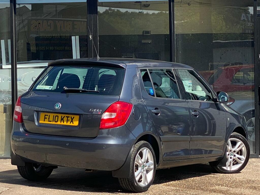 Skoda Fabia Estate 1.4 Tdi Pure Drive Scout 201060 Silver #3
