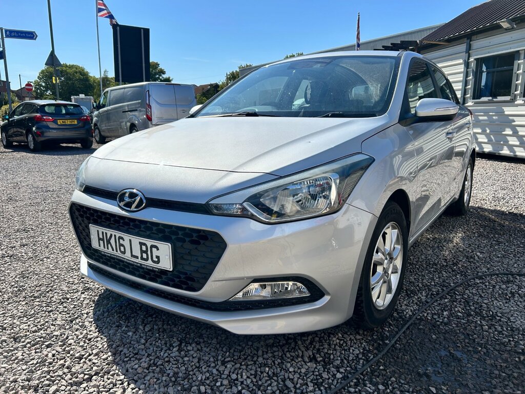 Hyundai I20 1.2 Blue Drive Se Hatchback Euro Grey #4