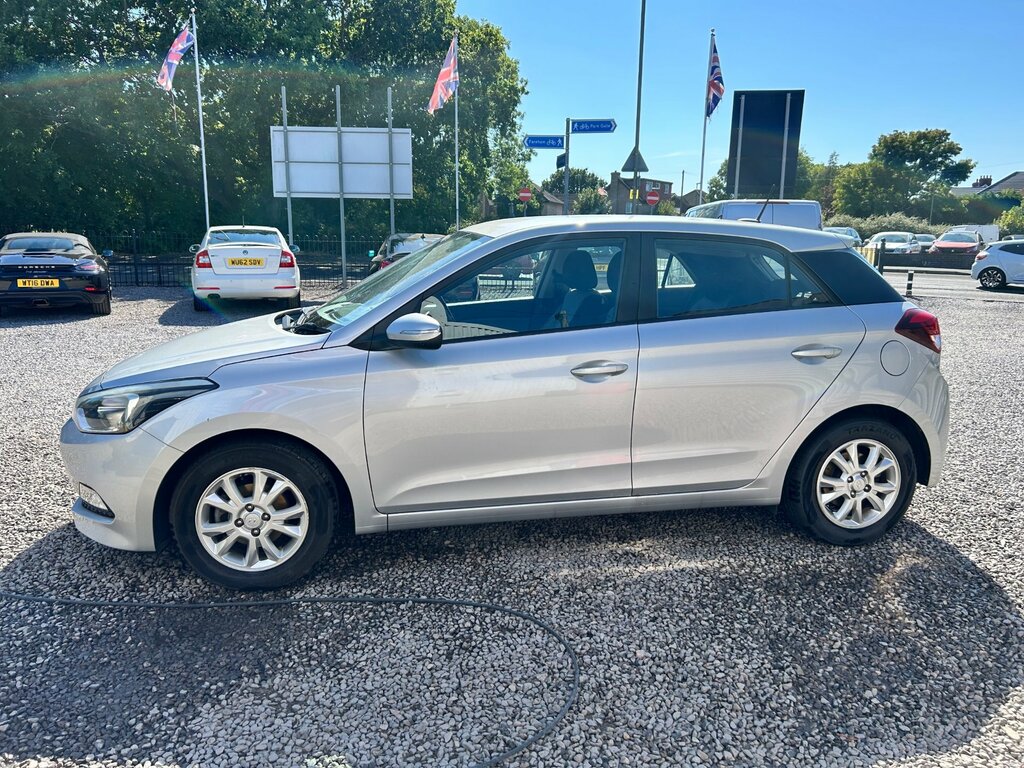 Hyundai I20 1.2 Blue Drive Se Hatchback Euro Grey #5