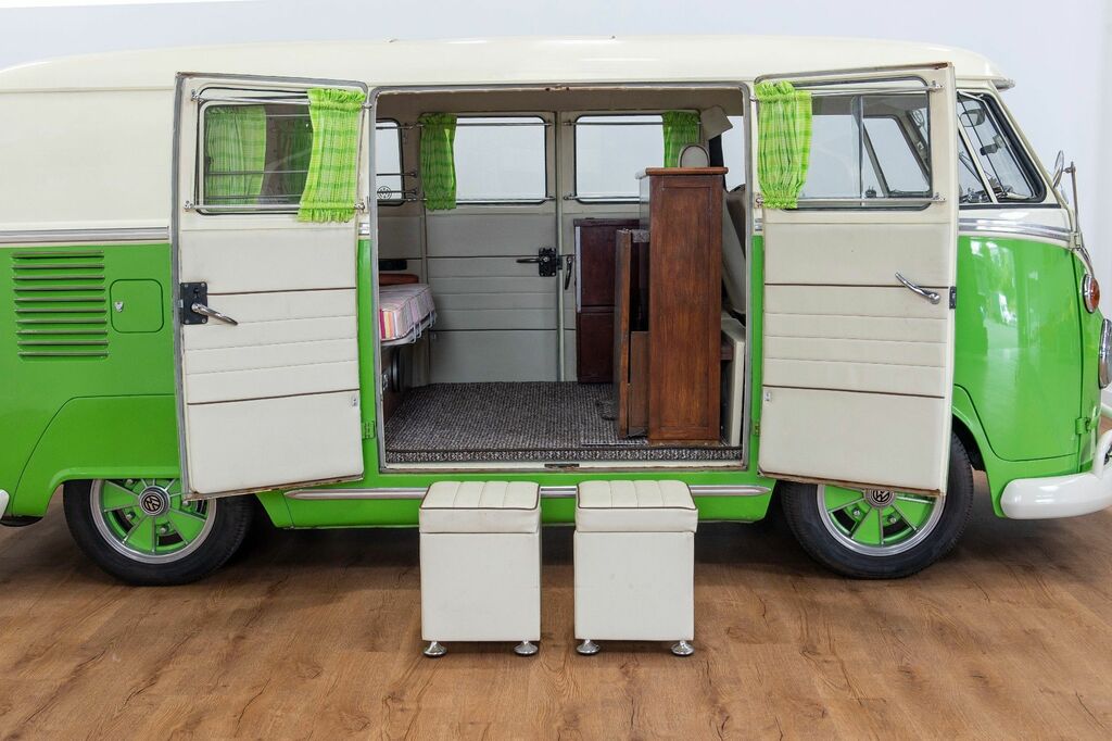 Volkswagen Campervan Mpv Green #6