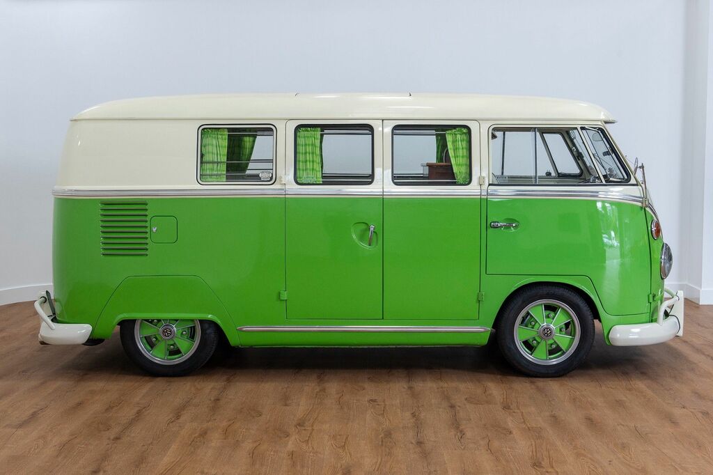 Volkswagen Campervan Mpv Green #5