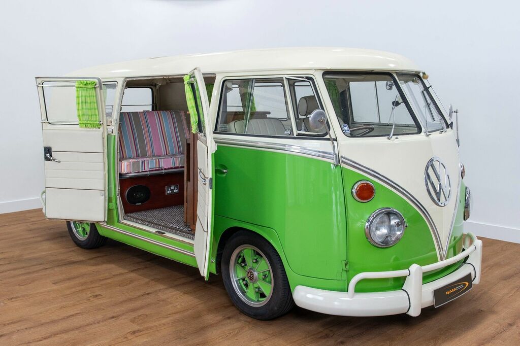 Volkswagen Campervan Mpv Green