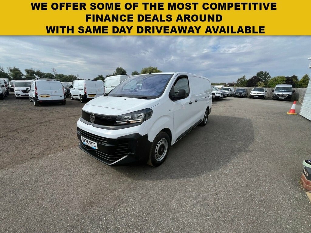 Vauxhall Vivaro 2L Prime 6Dr White