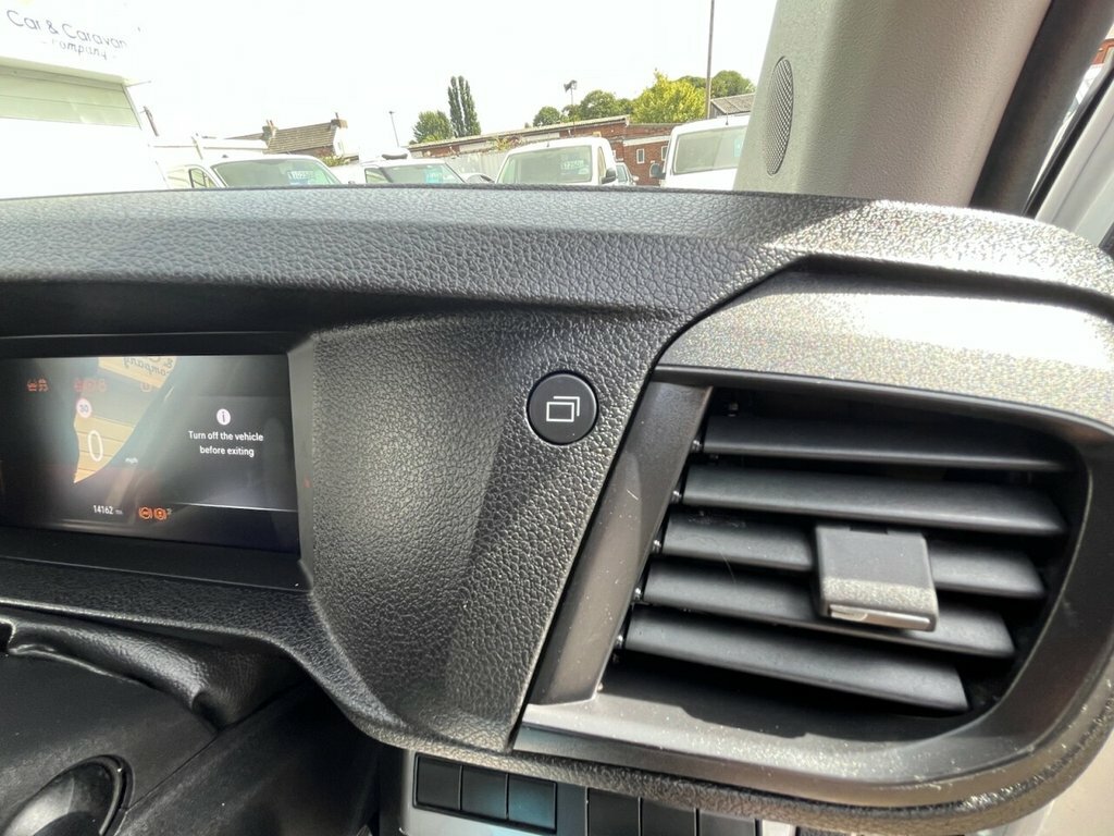Vauxhall Vivaro 1.5 Turbo D 120 Pro H1 Van White #24