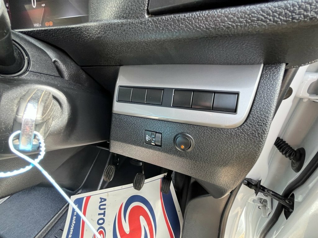 Vauxhall Vivaro 1.5 Turbo D 120 Pro H1 Van White #15