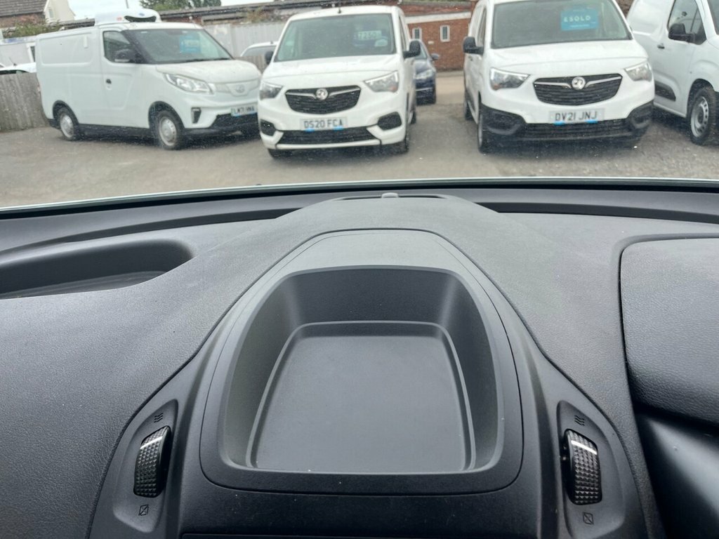 Ford Transit Connect Trend Dciv Swb 240 L1 1.5L Ecoblue 100Ps Fwd 8-S Grey #28