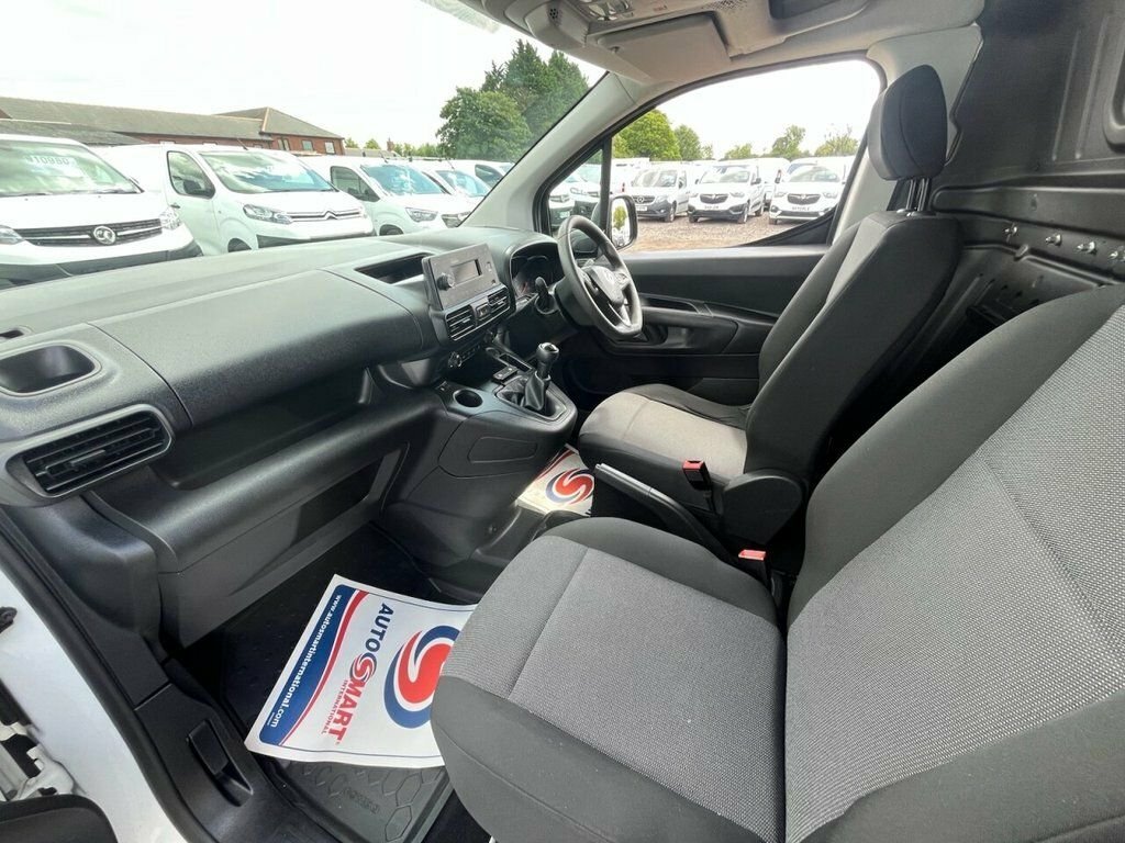 Vauxhall Combo 1.5 L 1.5 Turbo D 2300 Sportive L2 H1 Euro 6 Ss Grey #17