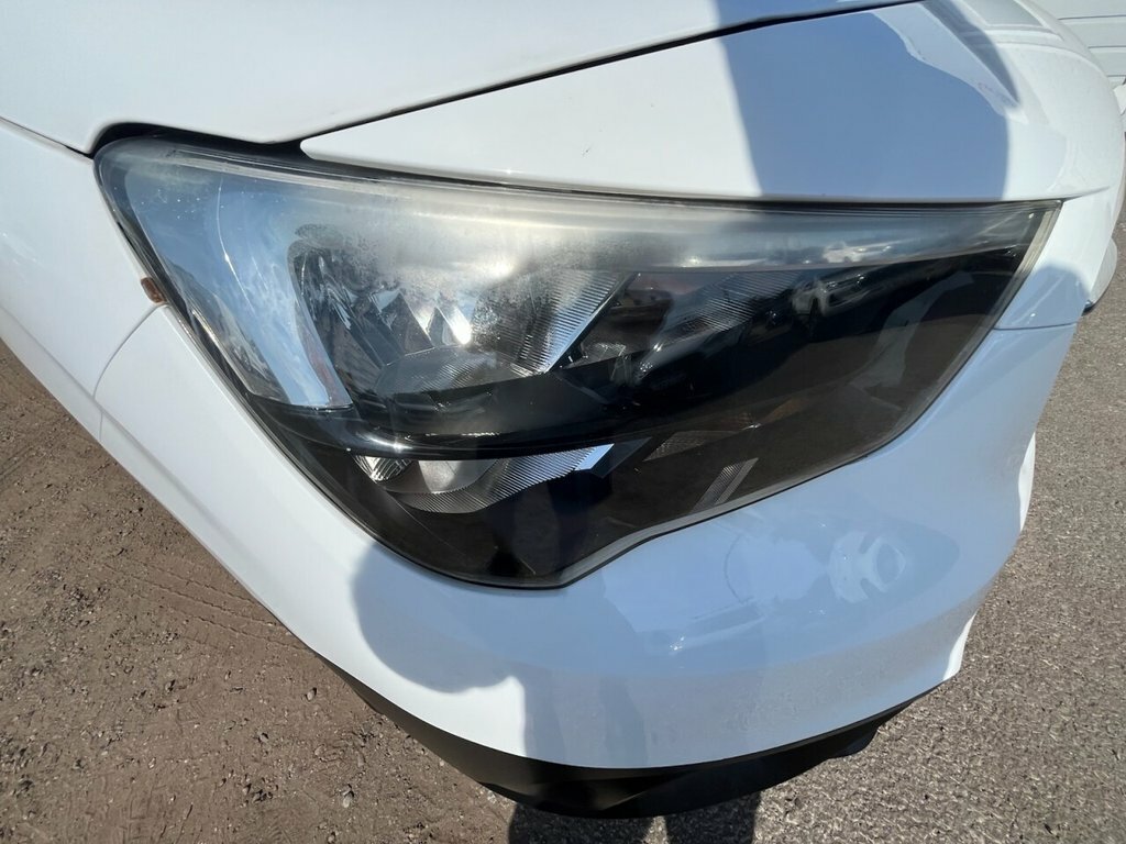 Vauxhall Combo 1.6L Edition 6Dr White #5