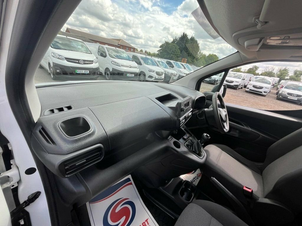 Vauxhall Combo 1.5 L 1.5 Turbo D 2300 Sportive L2 H1 Euro 6 Ss Grey #13