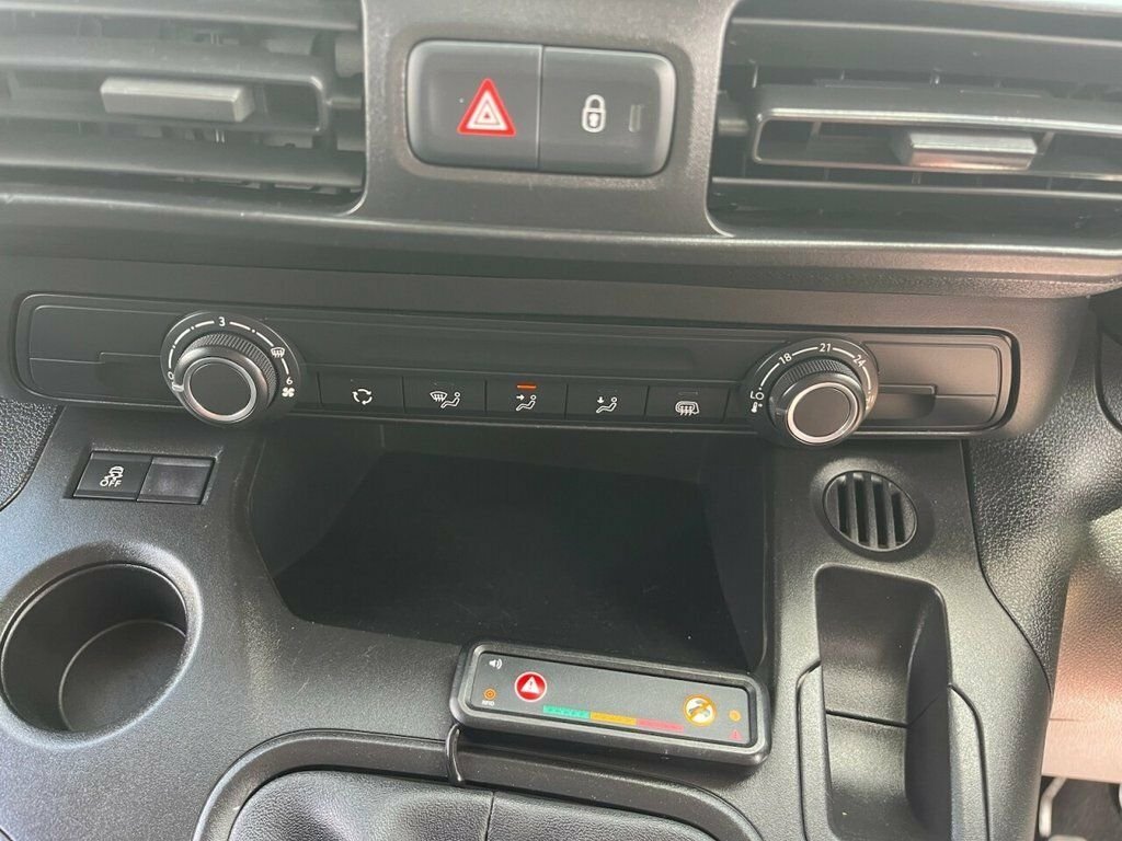 Vauxhall Combo 1.5 L 1.5 Turbo D 2300 Sportive L2 H1 Euro 6 Ss Grey #31