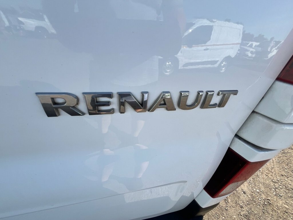Renault Trafic 2L Business White #5