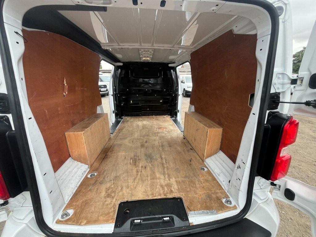 Fiat Scudo 1.5 Bluehdi Primo Panel Van 6Dr Lwb White #14
