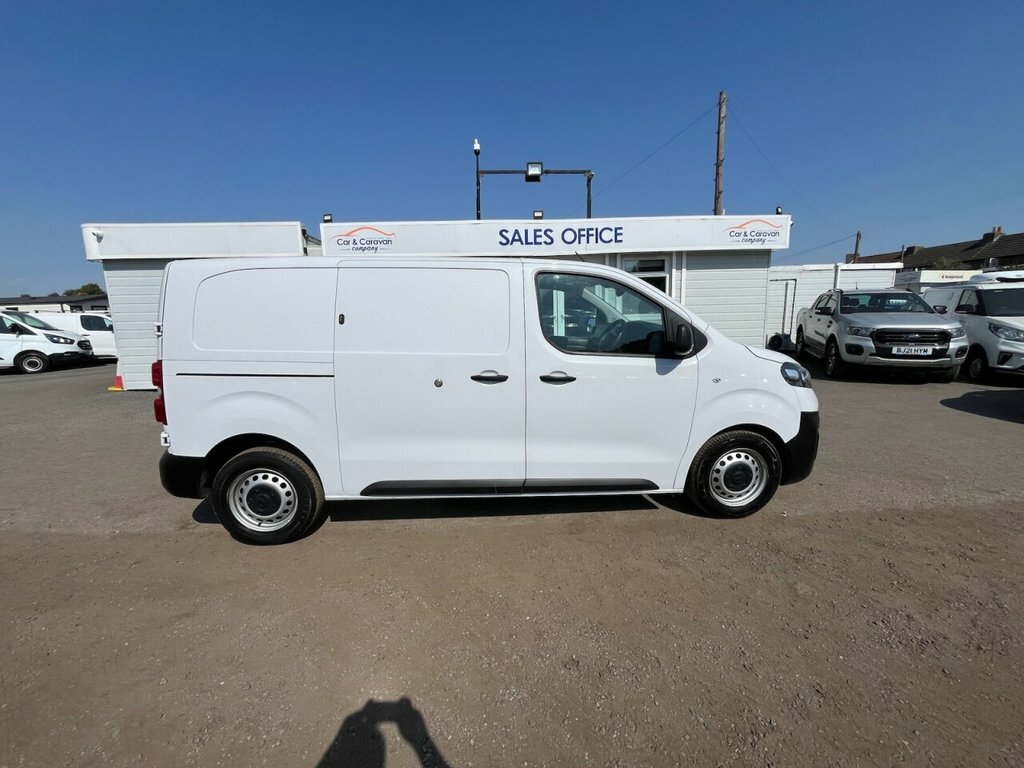Vauxhall Vivaro 1.5L Prime 6Dr White #2