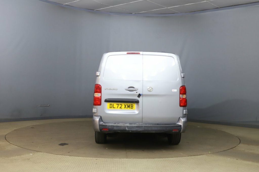 Vauxhall Vivaro 2L Pro 6Dr Grey #3