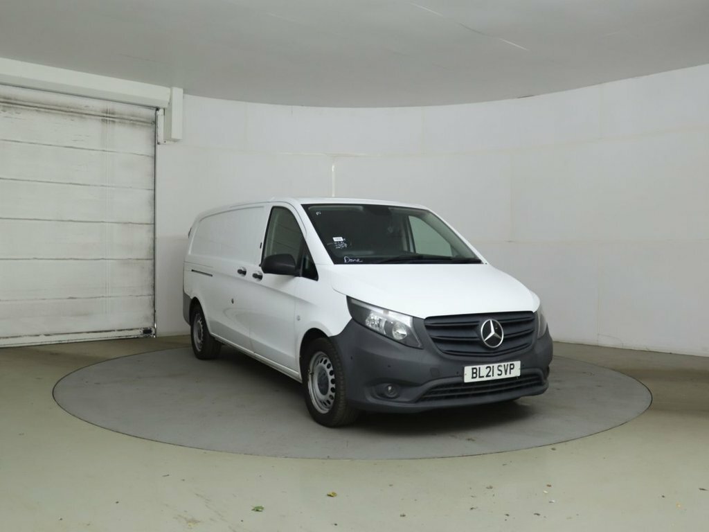 Mercedes-Benz Vito 2L Progressive White #3