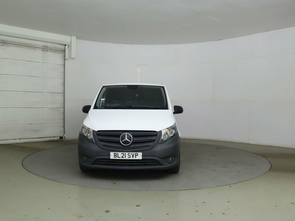 Mercedes-Benz Vito 2L Progressive White #2