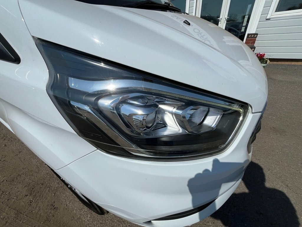 Ford Transit Custom 2L Limited White #5