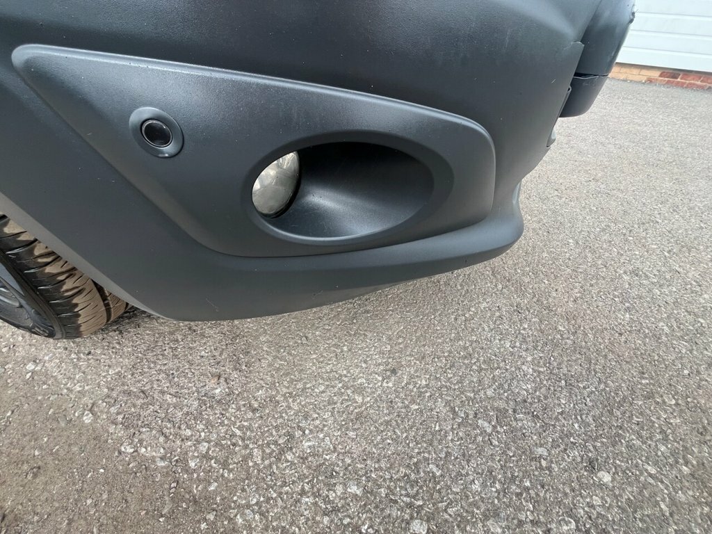 Ford Transit Connect Mpv BJ66DBZ White #3