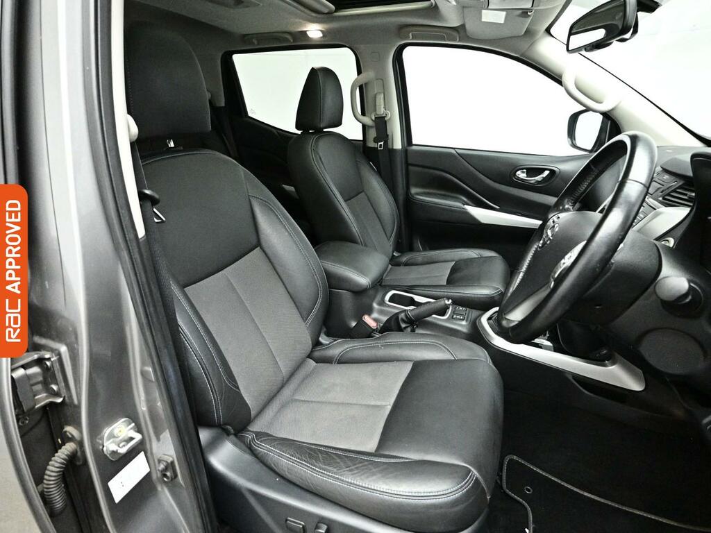 Nissan Navara 2.3 Dci N-guard Pickup Double Cab DL21VHT Grey #2