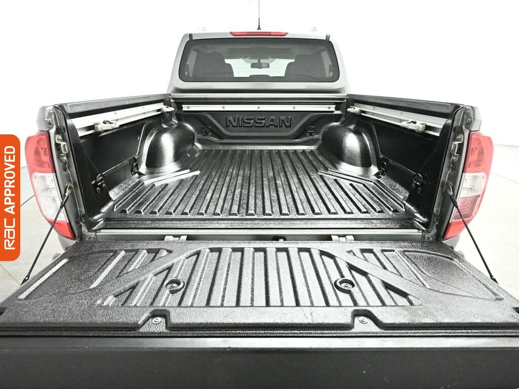 Nissan Navara 2.3 Dci N-guard Pickup Double Cab DL21VHT Grey #3