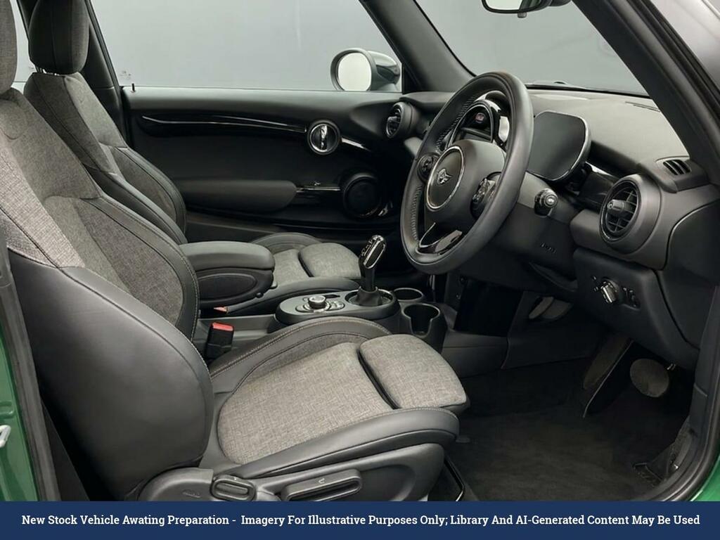 Mini Electric Cooper Se 32.6Kwh Level 2 Hatchback A Green #3